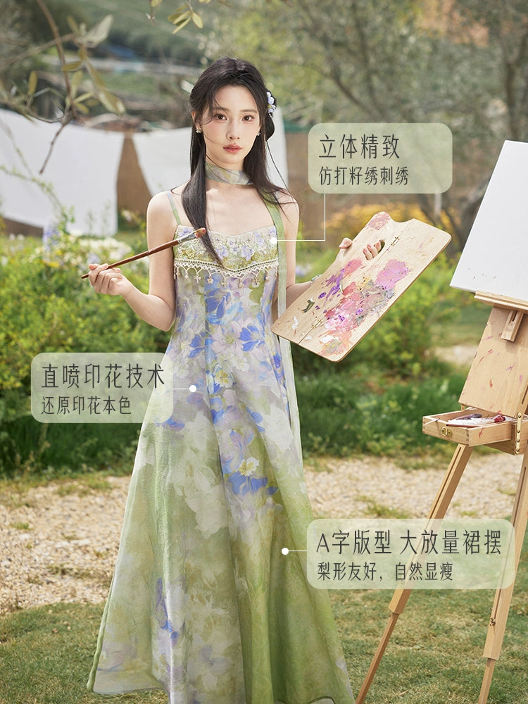 Ru Hua : Wearable Guo Xi Scroll