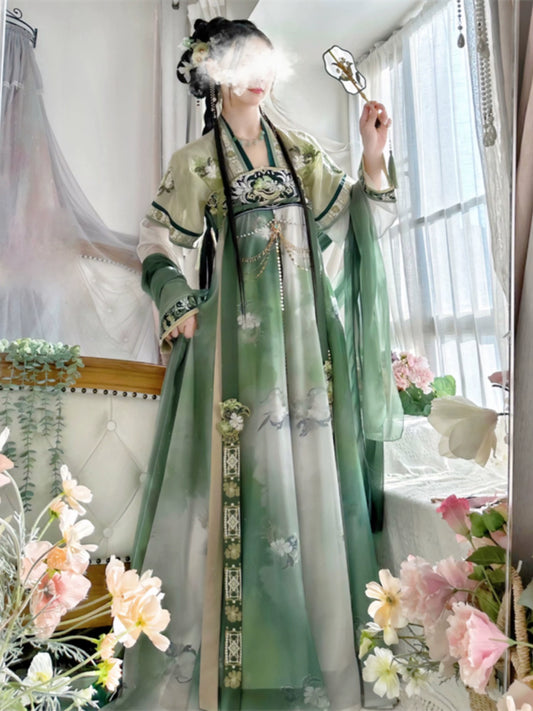 LOOKBOOK SERIES Tang Dynasty Green Shirt Hanfu