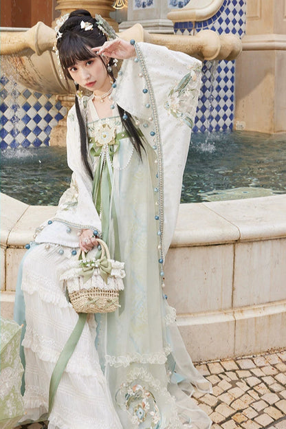Yulan Cao : Orchid Bath-Accessories+Shawl