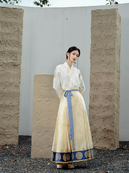 Chun Jiang Hua Yue : Spring River Flower Moon