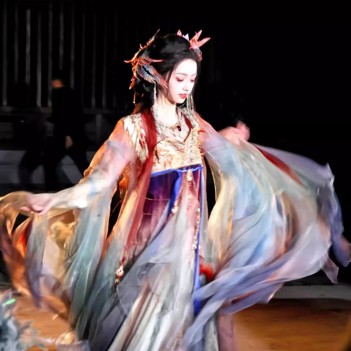 Oriental Aesthetics Series Sacred Fowl Hezi Hanfu Dress