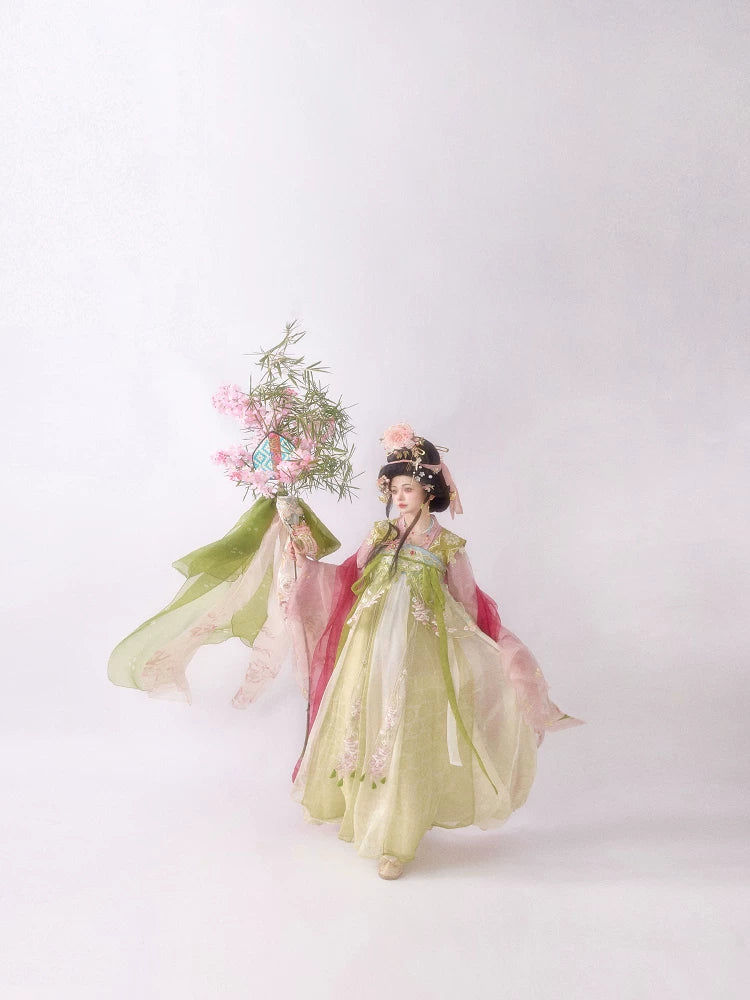 Cloud-Kissing Nature Series Spring Begonia Tang Hanfu