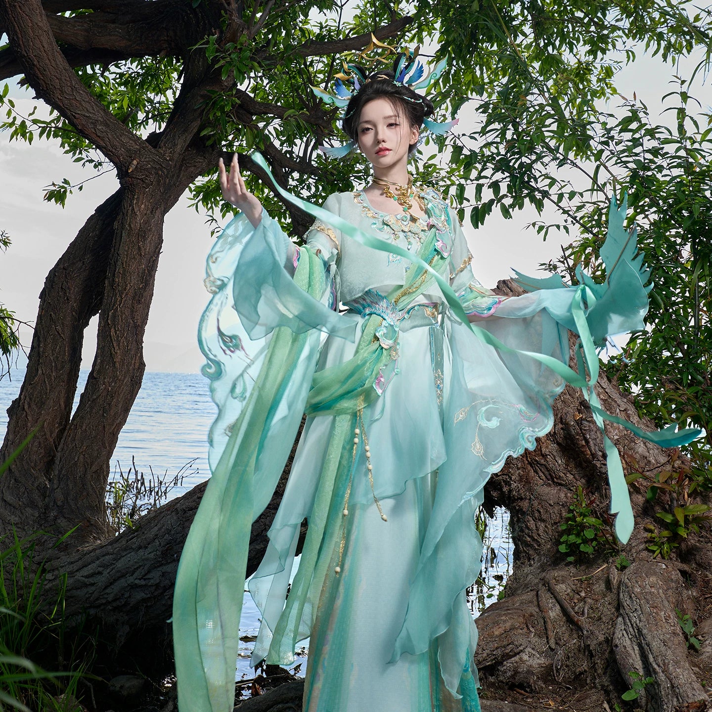 Yuan Zhao Zhong Sheng He : Harmony Light