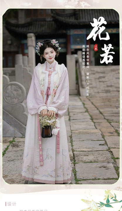 Lookbook Series Hua Ruo Winter Hanfu