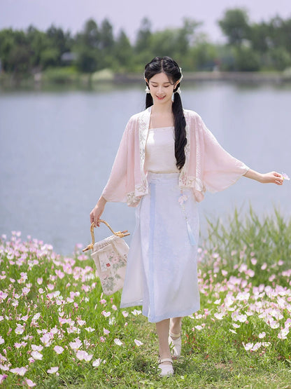Mi Tao Qi Pao : Effervescent Bloom