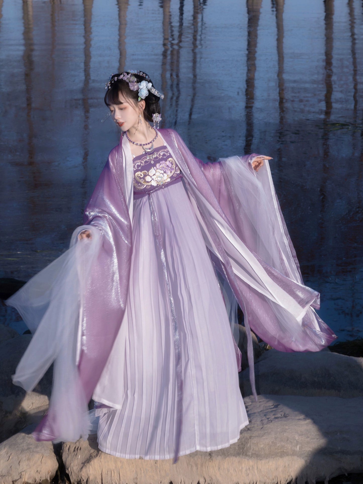 One piece HEZI SKIRT Hanfu women Double layer sleeves