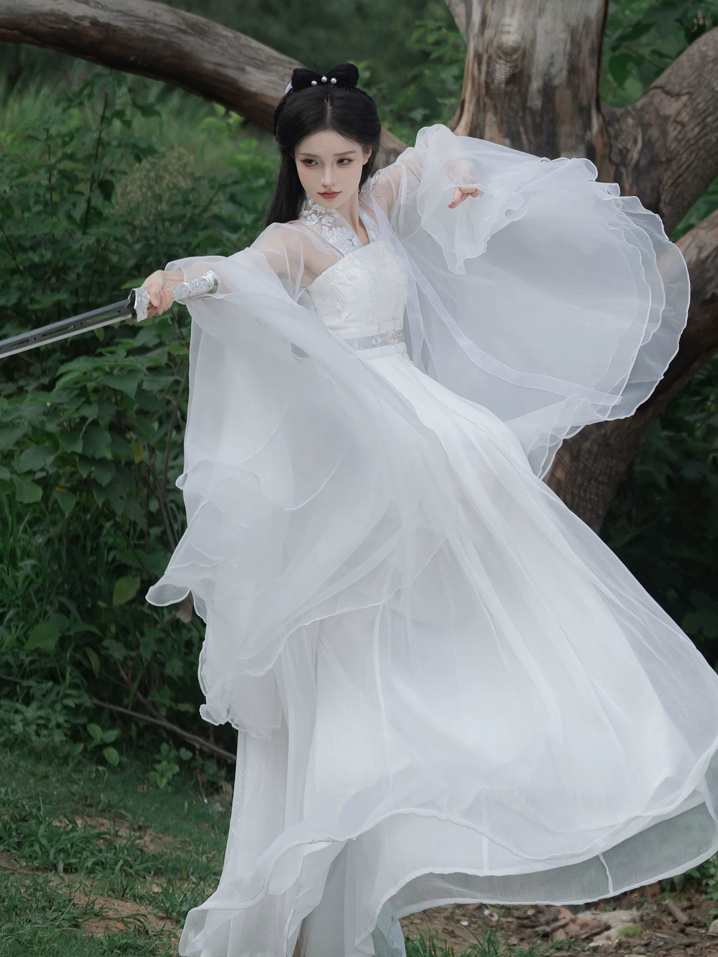 Vermilion Heritage Atelier Series Grasp Moon