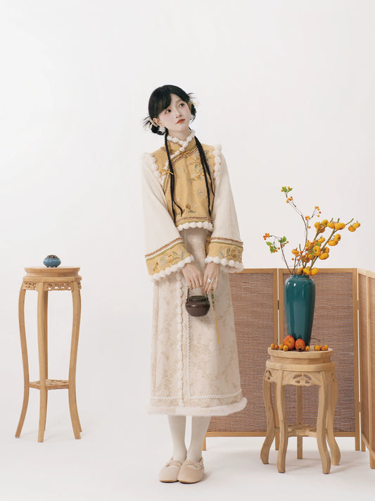 Lookbook Series Ethnic Winter Hanfu White Jade Loquat