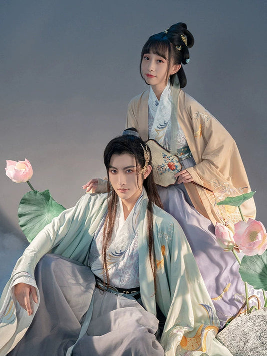 Qing He Jin Li : Iridescent Couple