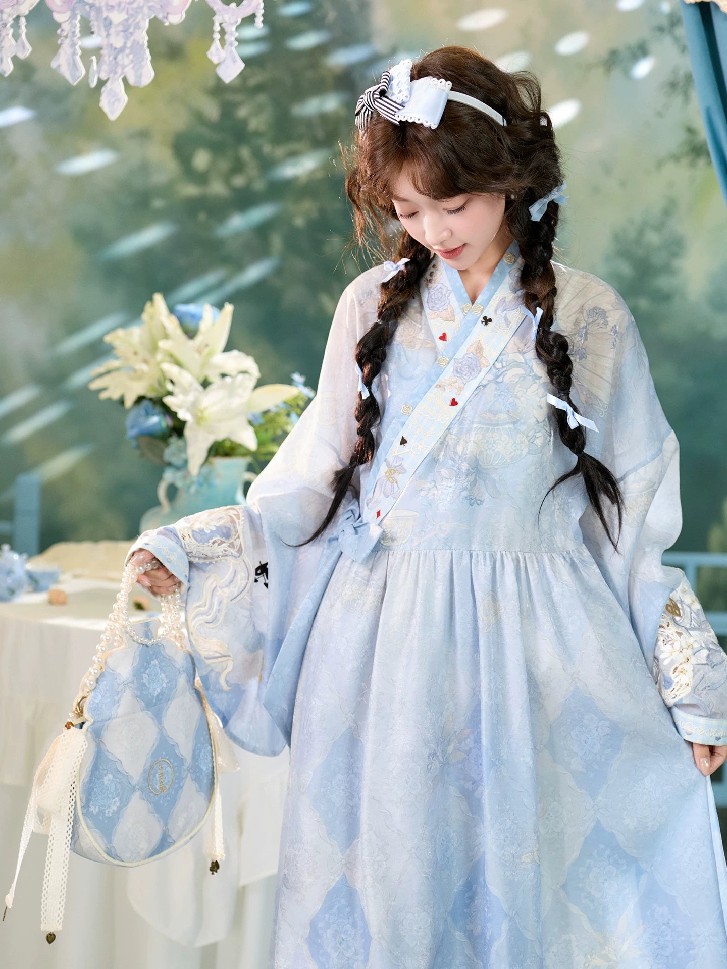Ai Li Si De Yu Yan : Alice's Fable