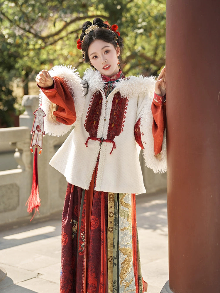Long Yin Song Fu : Dragon's Ode To Bliss-Coat