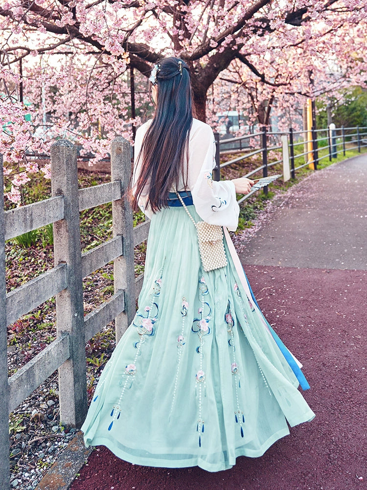 Shan Shui Zhi Le : Stream-Sound Skirt
