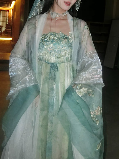 Cloud-Kissing Nature Series Apricot Blossoms in Light Rain Wei Hanfu