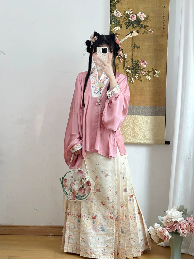 Lookbook Series Original Hanfu Ming Dynasty Cross-Collared Cross-Dressed Horse-Faced Skirt