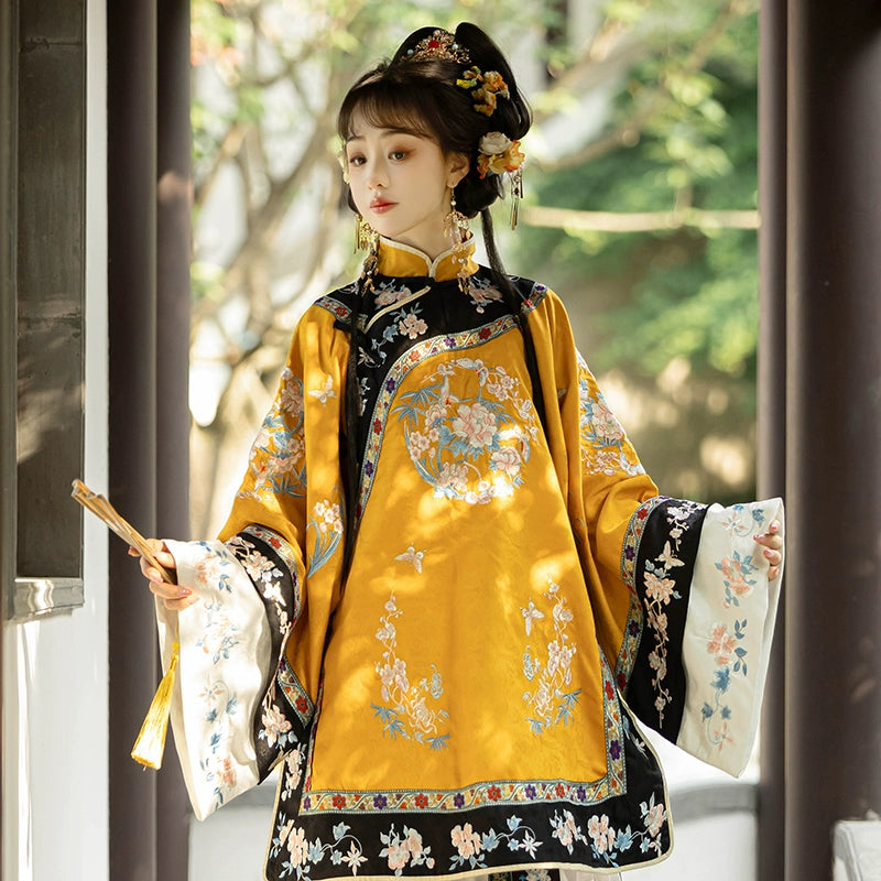 Lookbook Series Qing Han Women Embroidered Horse-Faced Skirt