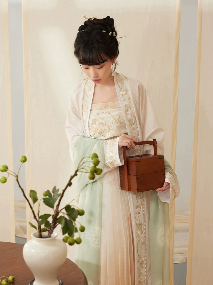 Chunshui Sheng : Springwater Awakening