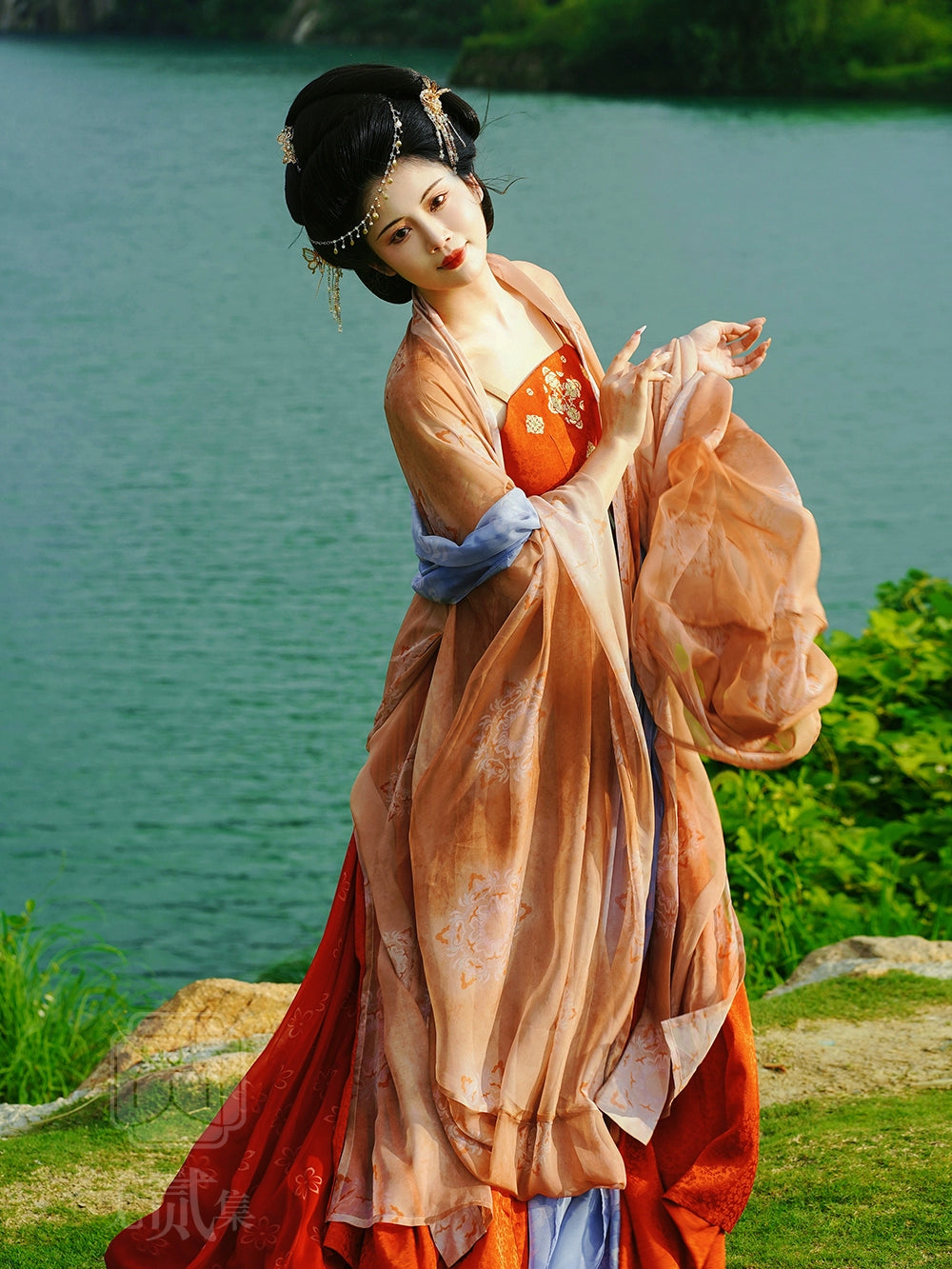 Hanfuk Wave Lookbook Series Dew Hua Spring Slow Autumn Tang Hanfu – Hanfu Shop