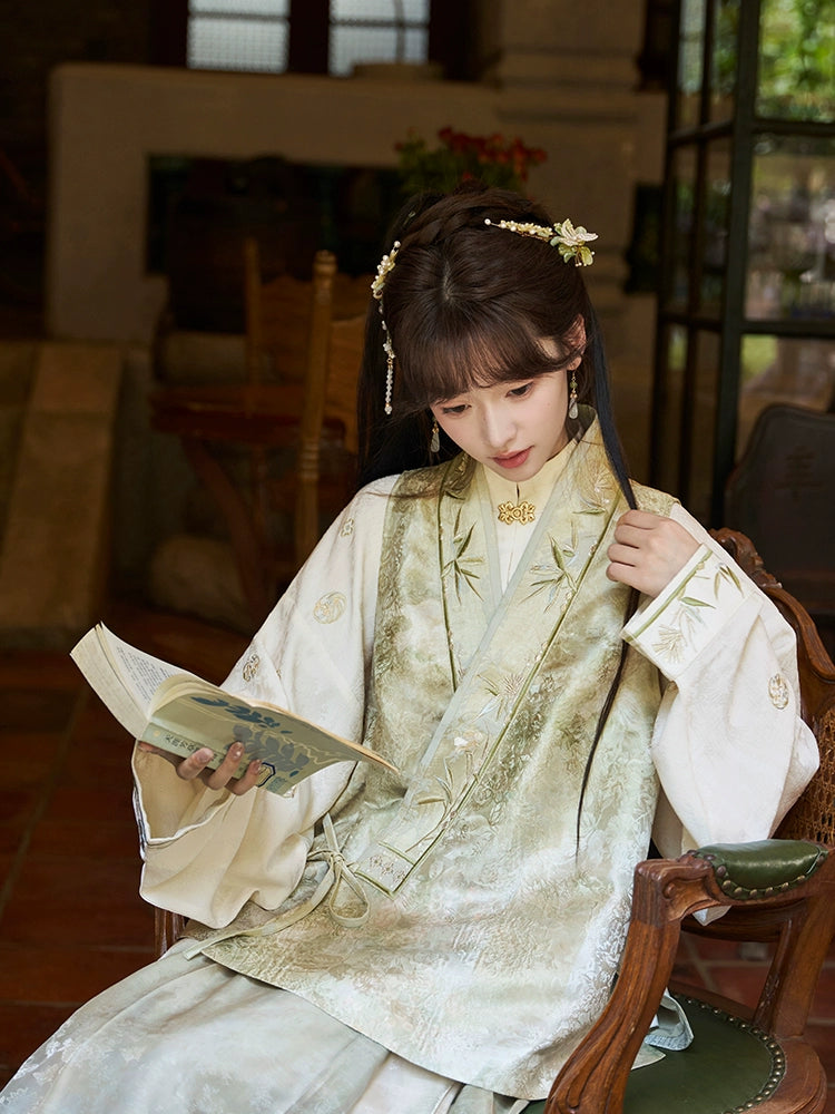 Qing Shan Zhu : Mountbamboo