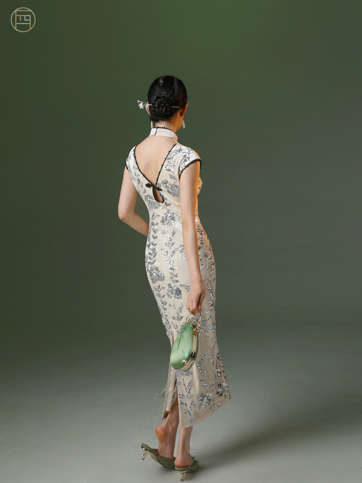 New Chinese Style Velvet Silk Cheongsam Qipao Floating Light