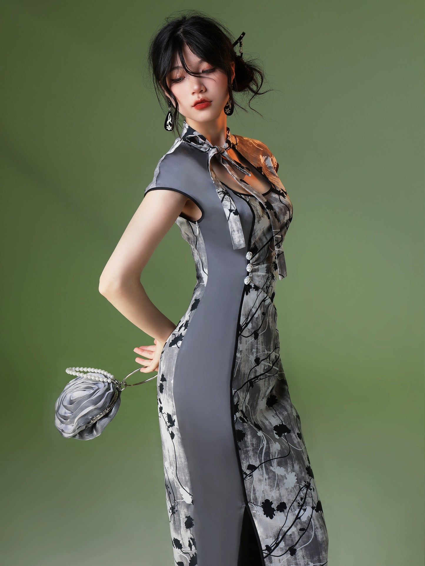 New Chinese Style Velvet Silk Cheongsam Qipao Vine Shadow