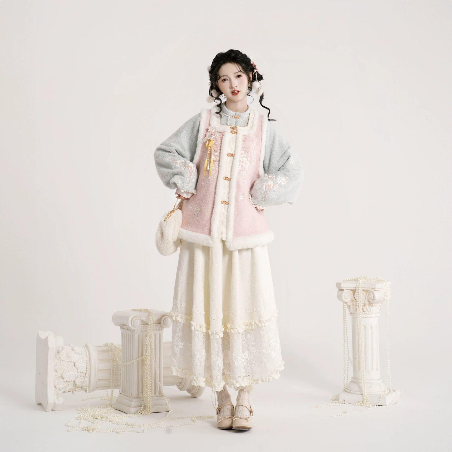 Serene Return Series Charming Parakeet