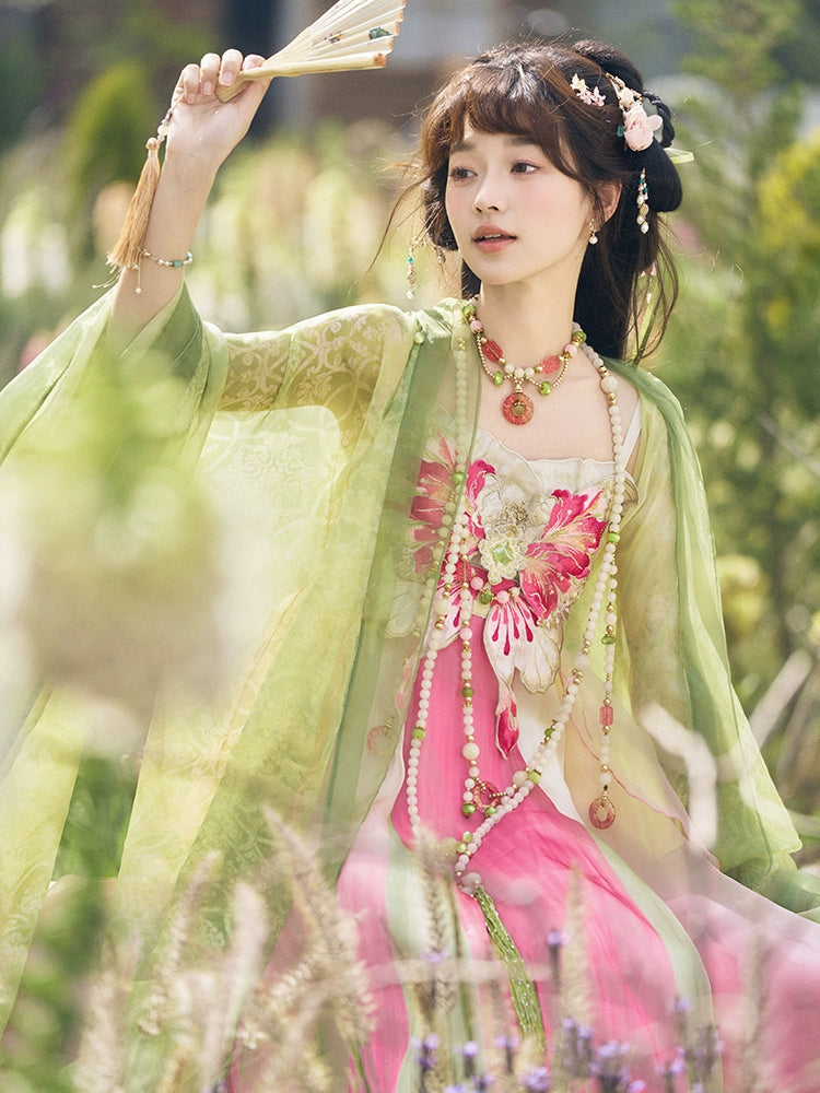 Tao Hua Chang Ying : Nuptial Saber Dance