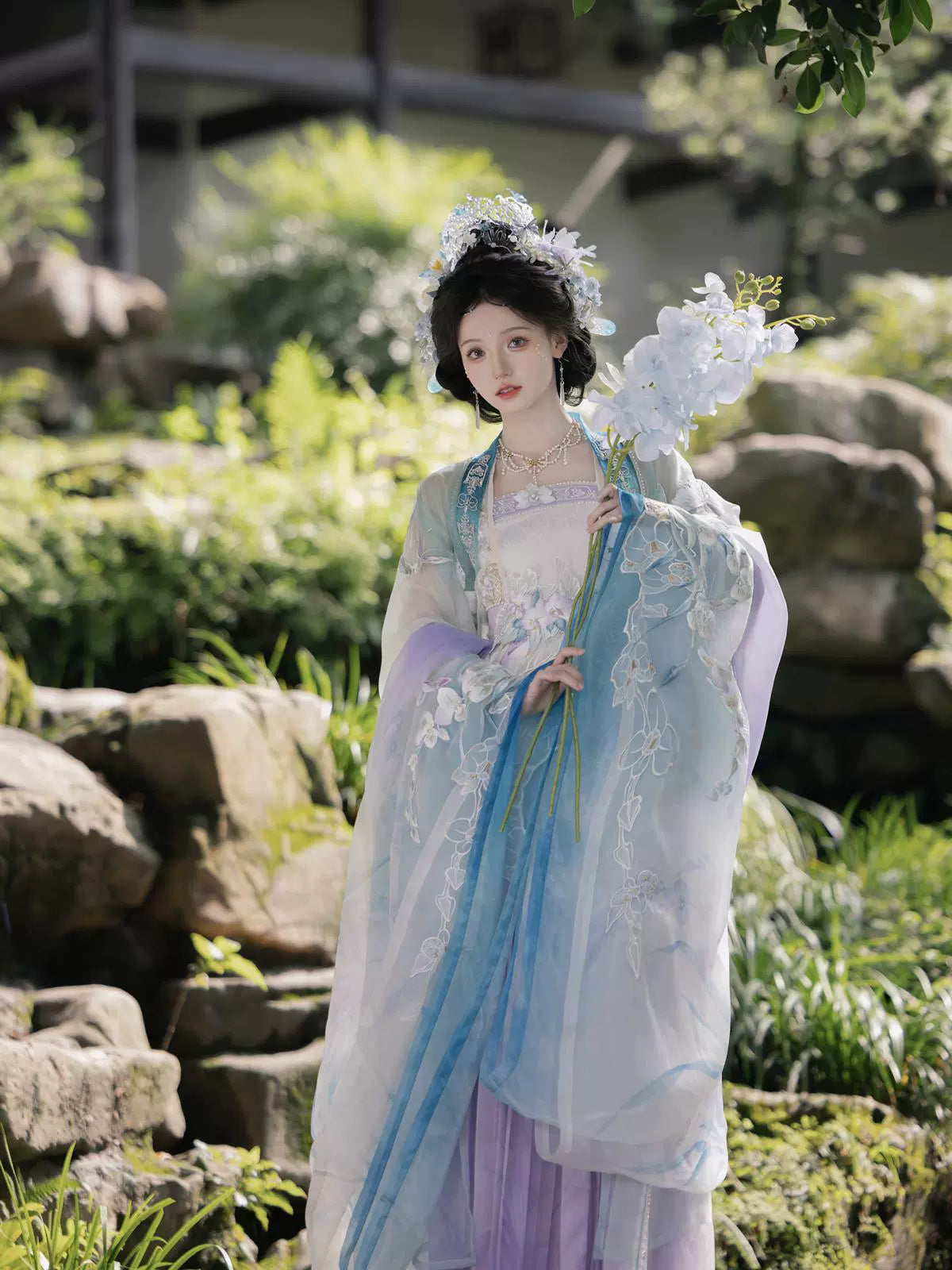 Cloud-Kissing Nature Series Silk Dynasty Song Hanfu