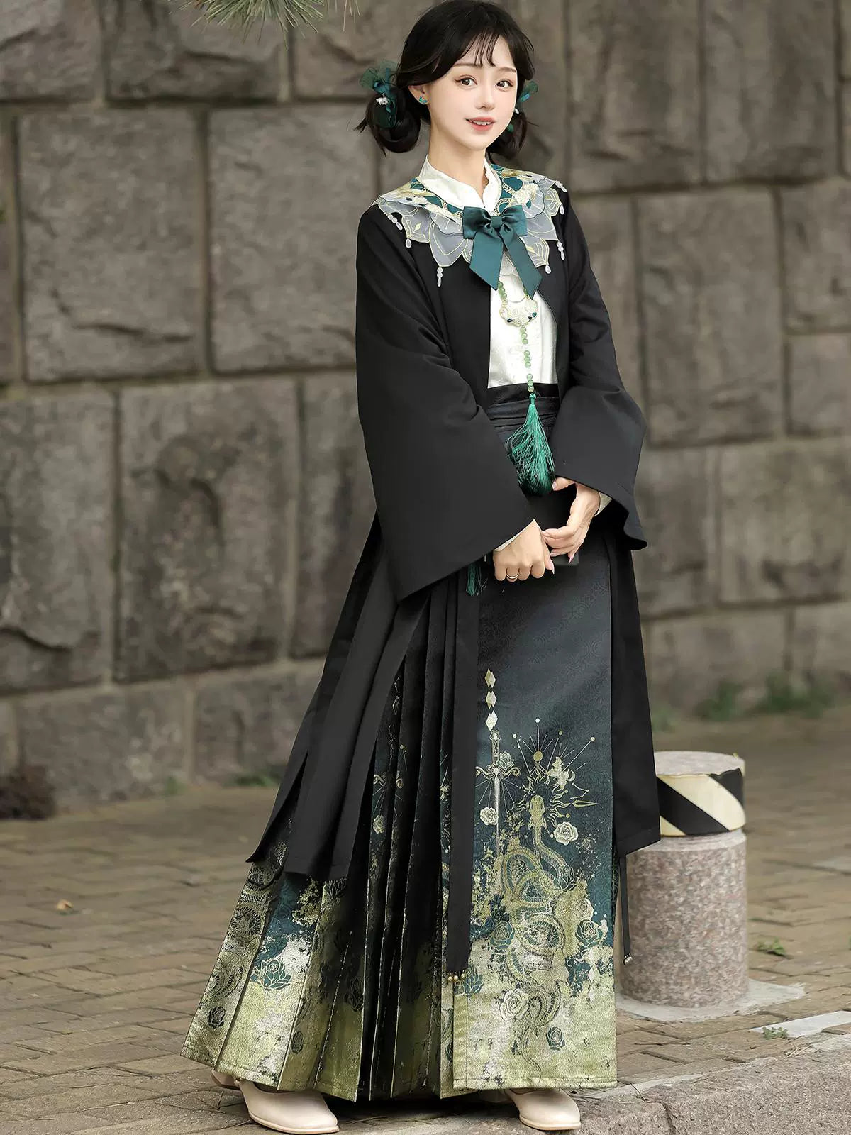 Neverland Series Han Elements Modern Hanfu Snake Bone Dream